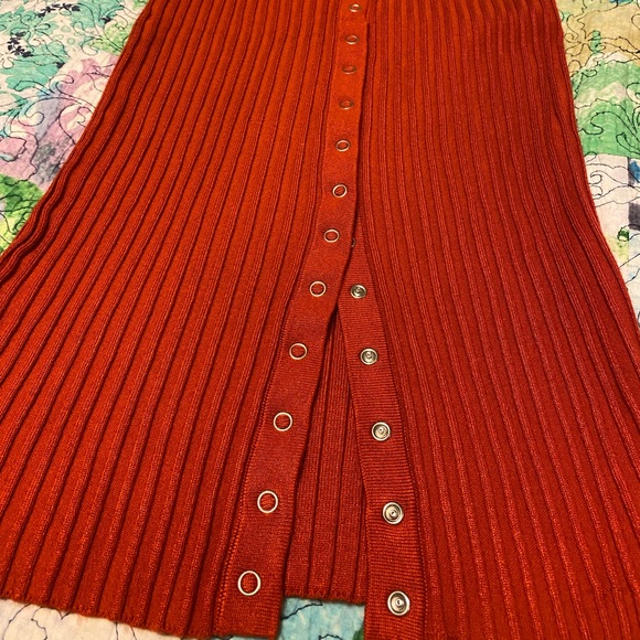 Snap-Front Midi Length, Knit Pencil Skirt (size small) - Picture 6 of 7